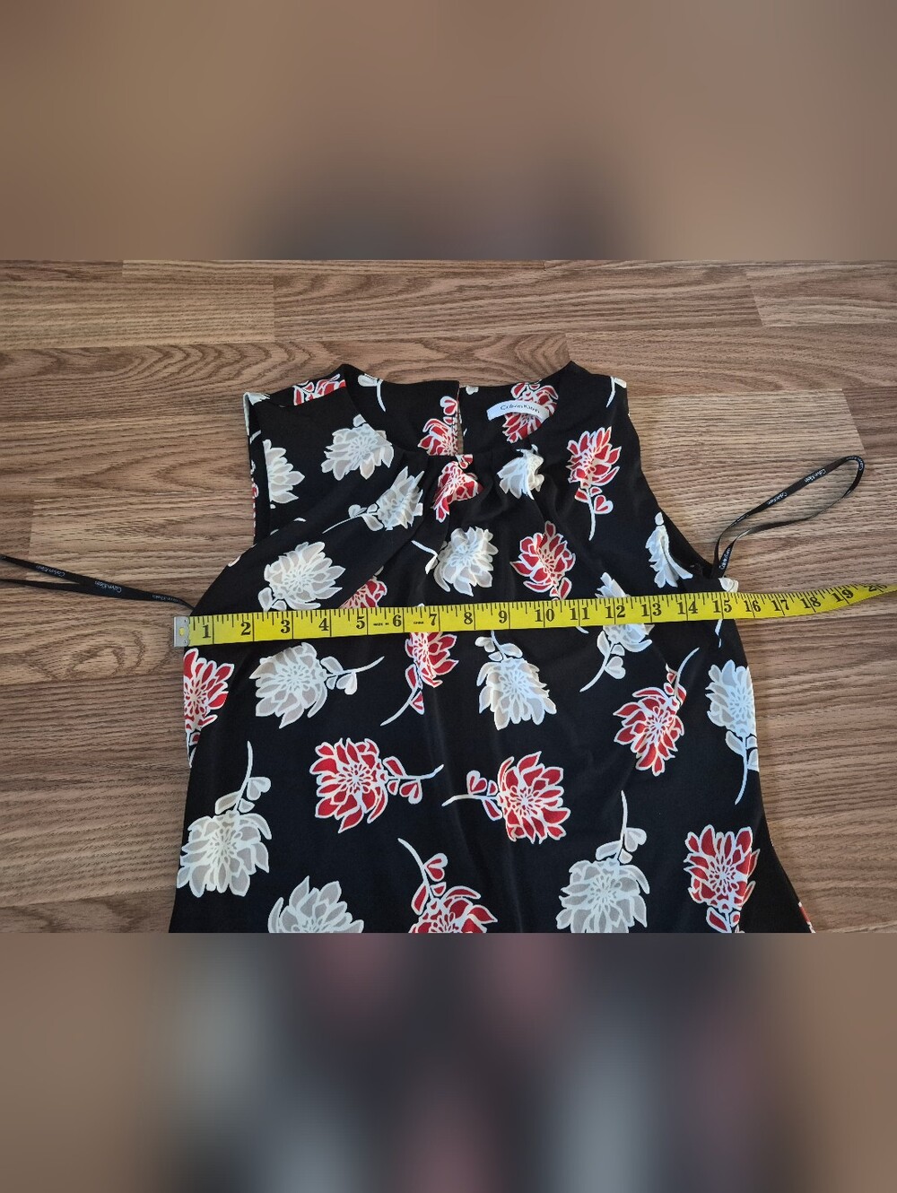 Calvin Klein Floral Sleeveless Top - Picture 6 of 7